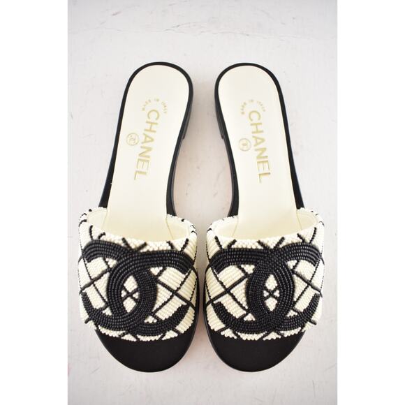 Chanel 20P Black White Pearl Embroidery CC Logo Slide Slip Sandal Mule Flat 36 - Picture 12 of 16